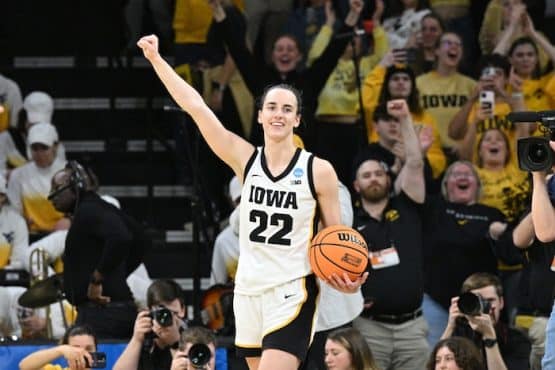 Iowa Hawkeyes guard Caitlin Clark (22) reacts late during the fourth quarter