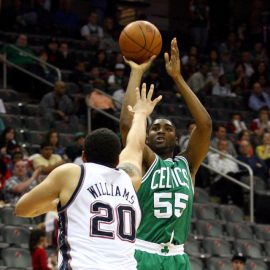 etwaun moore shooting against New Jersey