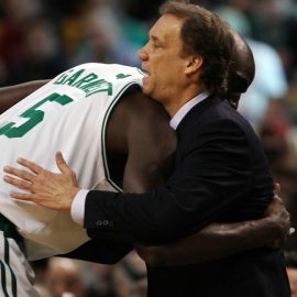 Flip Saunders hugs KG