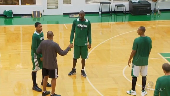 sullinger and KG on the practice floor