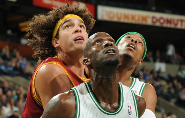 Cleveland Cavaliers v Boston Celtics