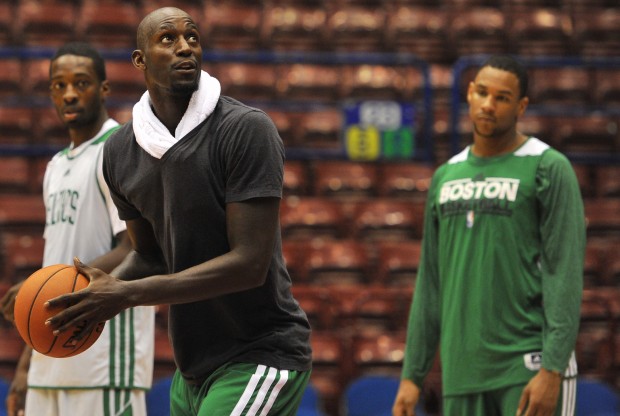 sullinger watched kg