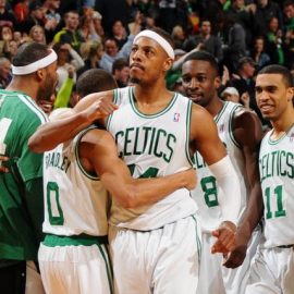 Pierce celebrates after clippers game winner