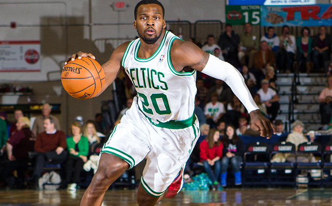 shelvin mack in a celtics uniform