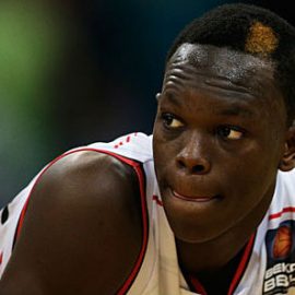 dennis-schroeder-hoop-514