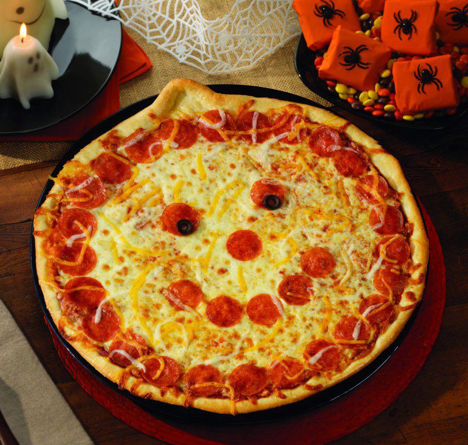 tumblr_static_papa_murphys_jack-o-lantern_pizza