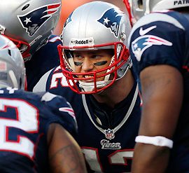 brady leading huddle