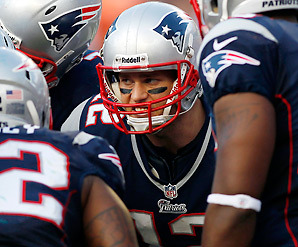 brady leading huddle