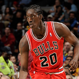 tony-snell-dribbling