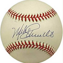 Mike_Schmidt_autographed_baseball