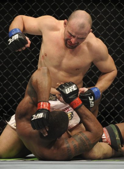 glover teixeira ground & pounds rampage      jackson