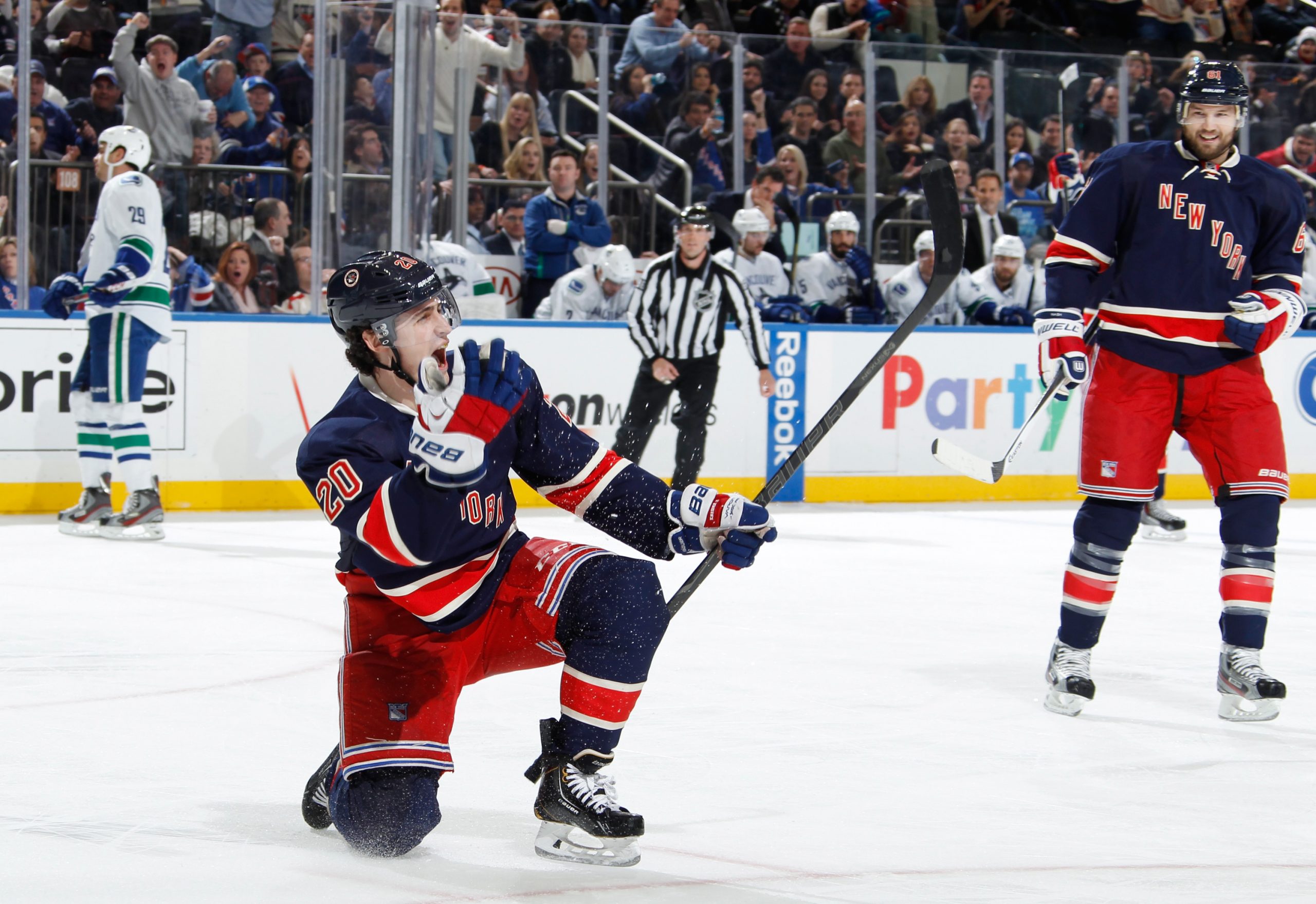 Vancouver Canucks v New York Rangers