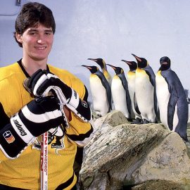 Mario Lemieux with penguins