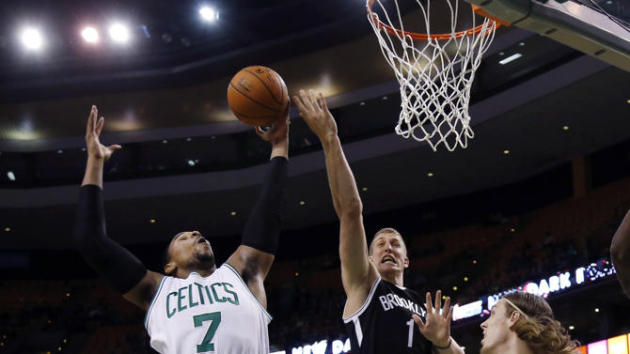 sully rebounds vs nets