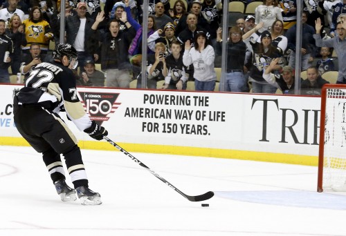 NHL: New York Islanders at Pittsburgh Penguins