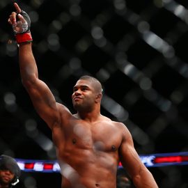 alistair overeem in cage before stefan struve      fight