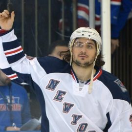 mats-zuccarello-nhl-new-york-islanders-new-york-rangers1-850x560