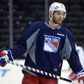 dan-girardi-nhl-stanley-cup-final-new-york-rangers-practice-850x560