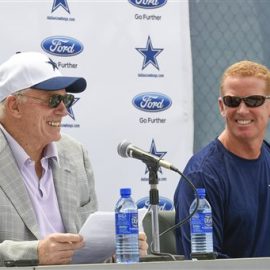 Jerry Jones, Jason Garrett