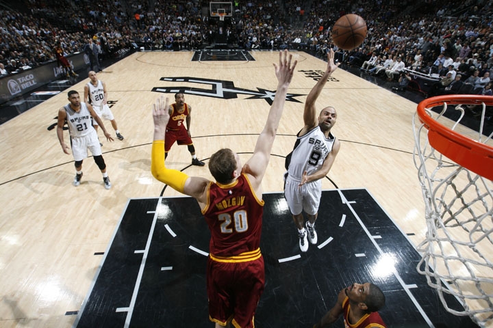 575729309_cavs_spurs_covatta_0128