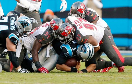 temp160103_Bucs_Panthers_WEB_0003--nfl_mezz_1280_1024