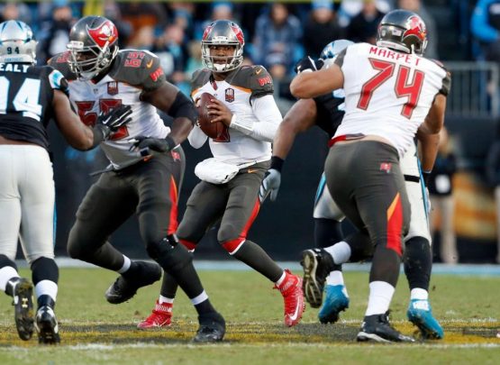 temp160103_Bucs_Panthers_WEB_0015--nfl_mezz_1280_1024