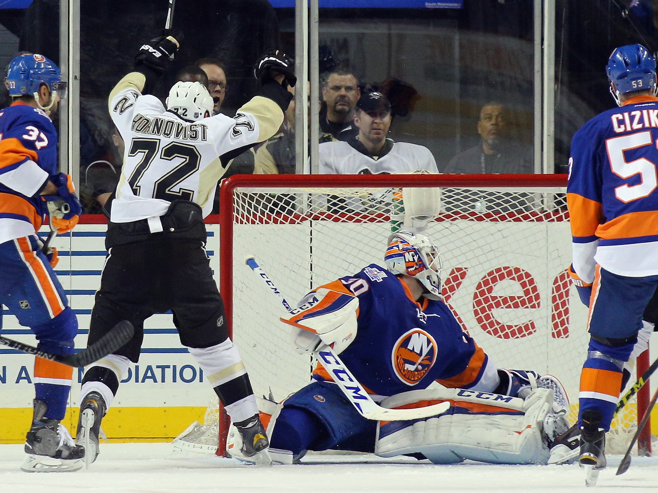 Pittsburgh Penguins v New York Islanders