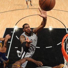 160319225139-lamarcus-aldridge-spurs-shooting-home-t3