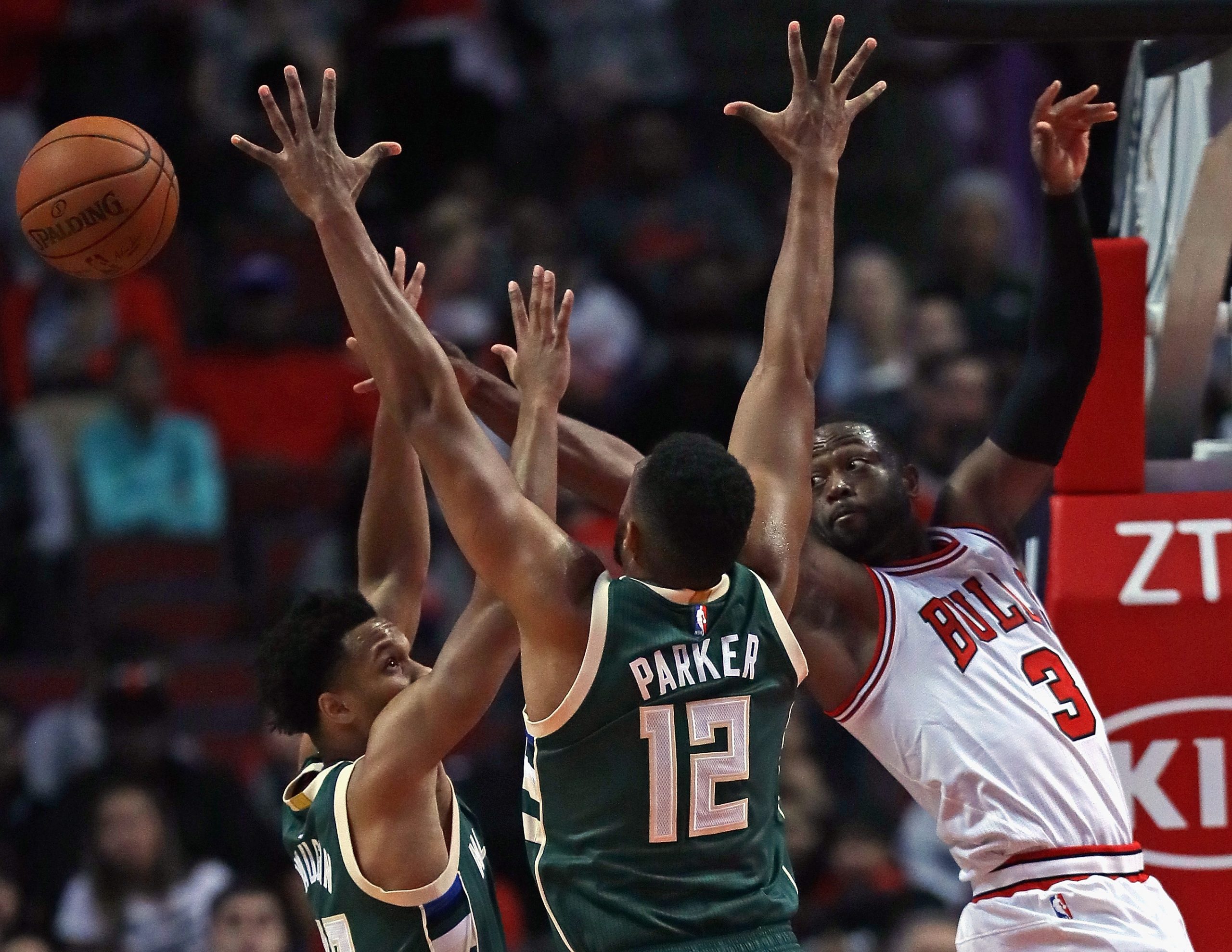 Milwaukee Bucks v Chicago Bulls