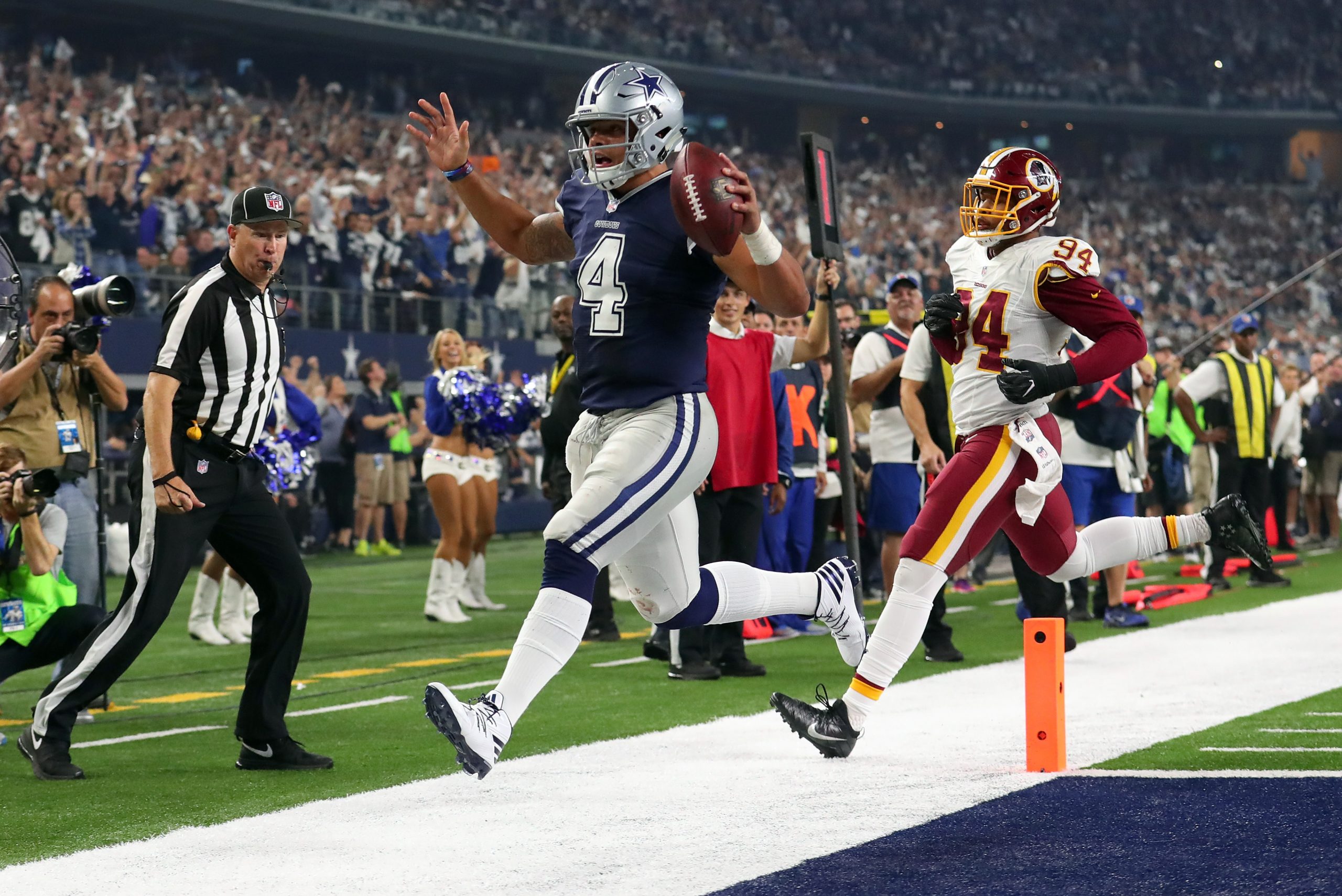 Washington Redskins v Dallas Cowboys