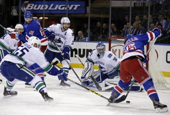 NHL: Vancouver Canucks at New York Rangers