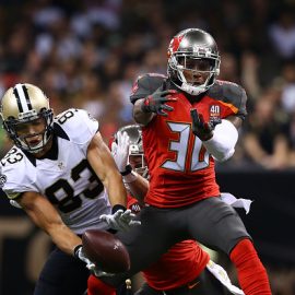 at the Mercedes-Benz Superdome on September 20, 2015 in New Orleans, Louisiana.