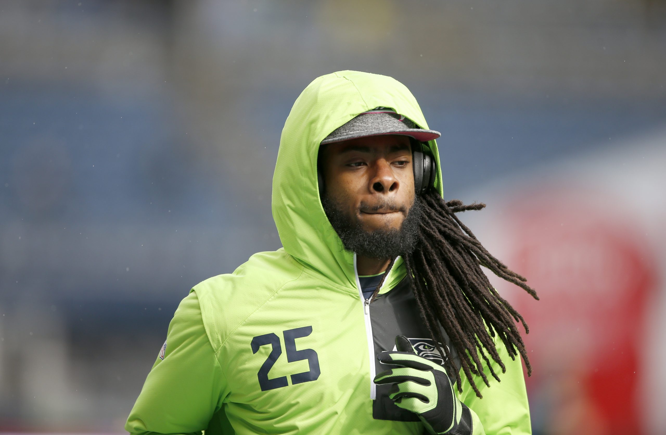 Richard Sherman threatens to take away reporter's credential The