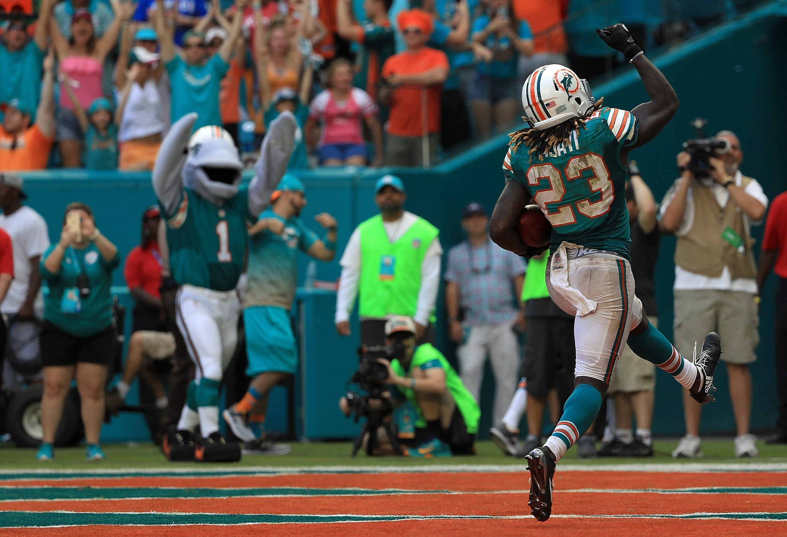 Buffalo Bills v Miami Dolphins