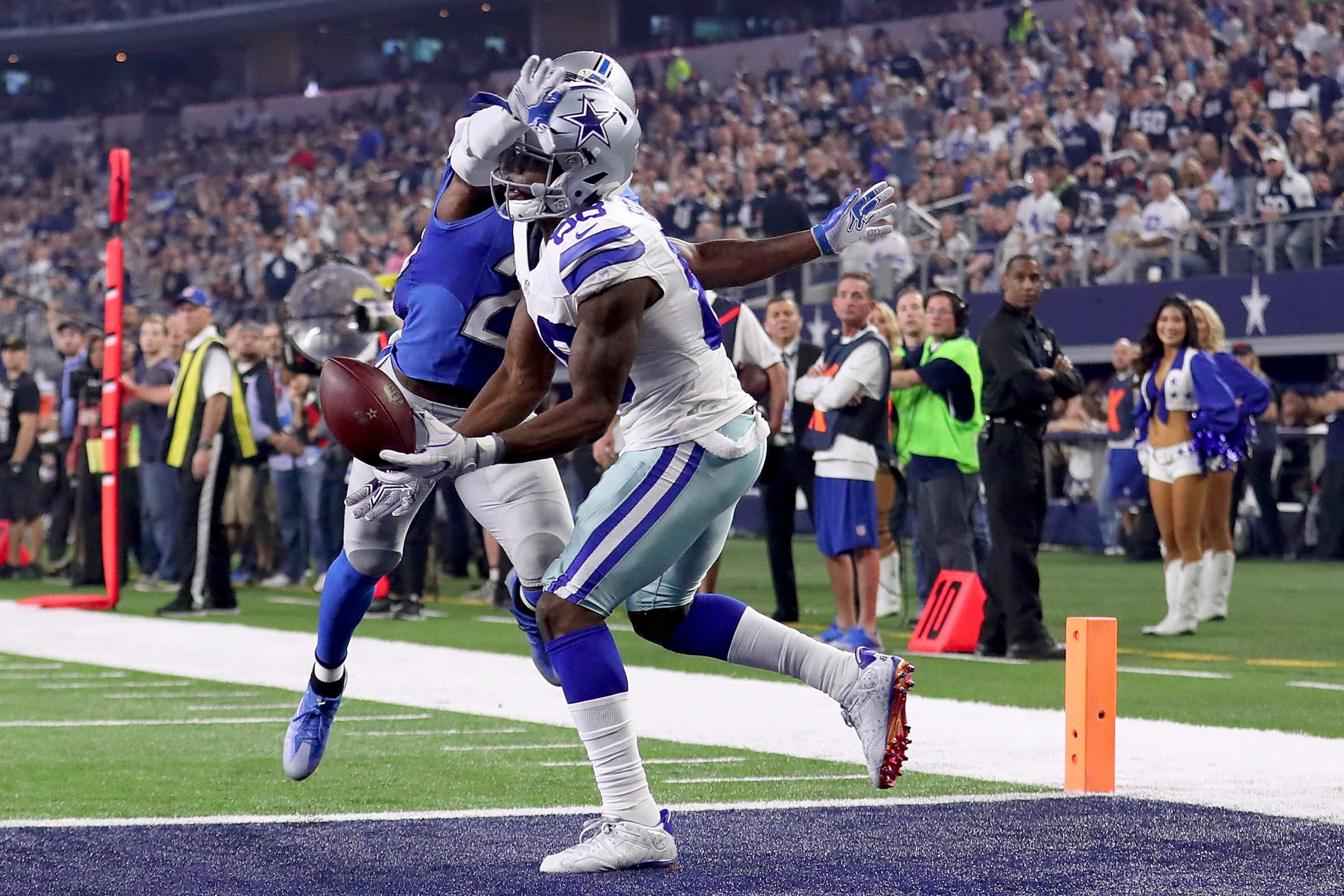 Detroit Lions v Dallas Cowboys