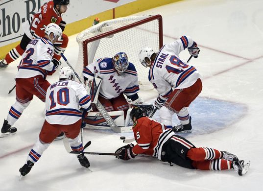 NHL: New York Rangers at Chicago Blackhawks