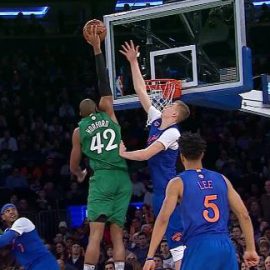 dm_161225_nba_horford_dunk_on_porzingis