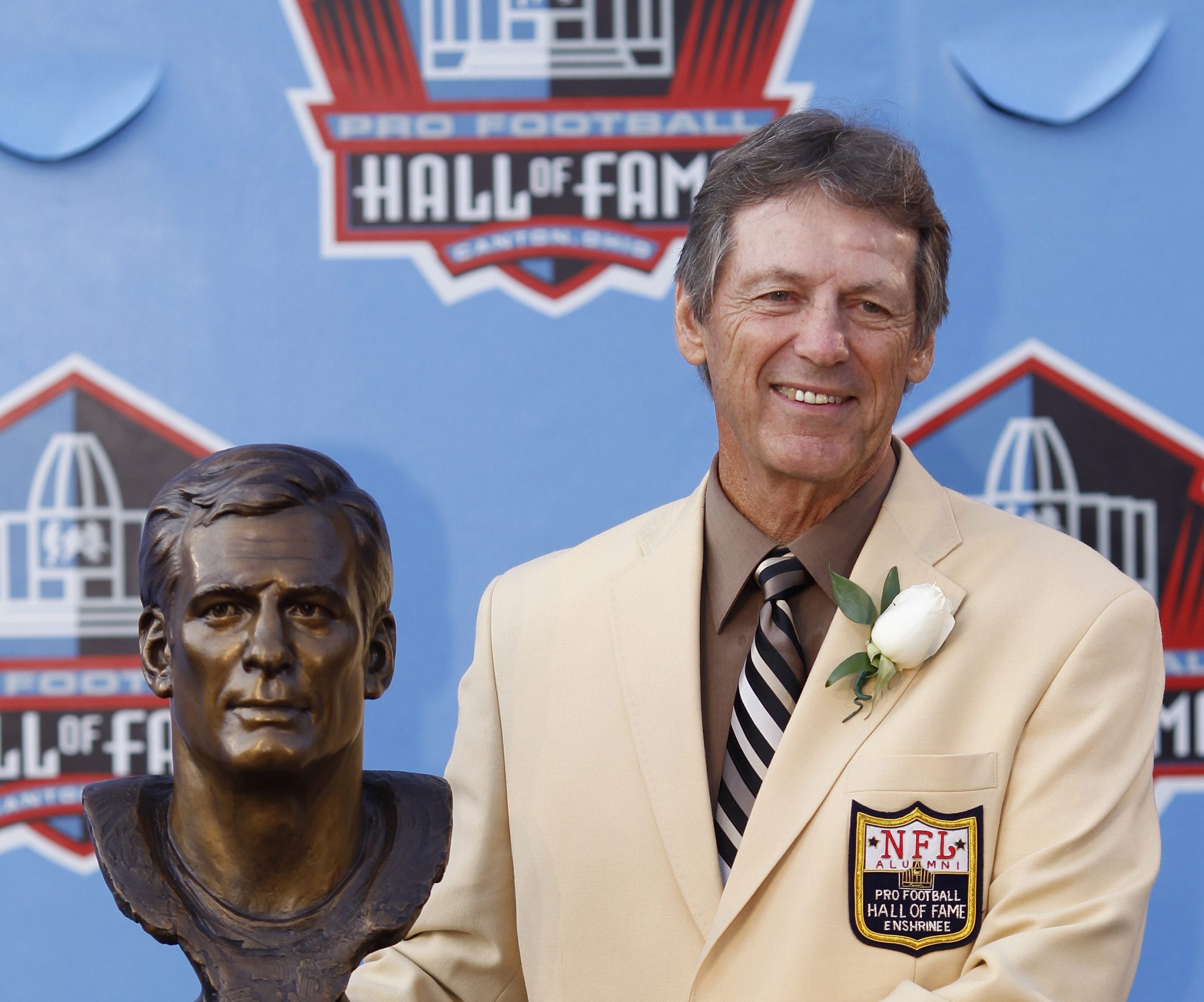 Dick LeBeau will return as Titans' defensive coordinator at age 80 ...