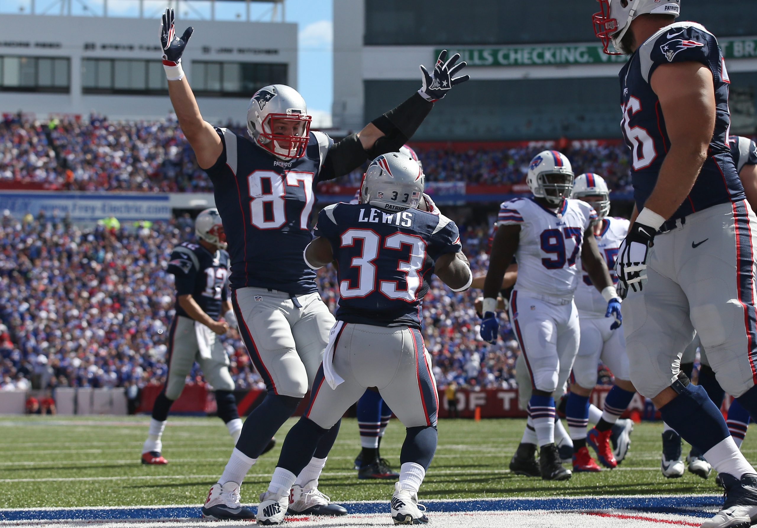 New England Patriots v Buffalo Bills