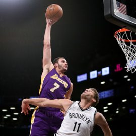 Los Angeles Lakers v Brooklyn Nets