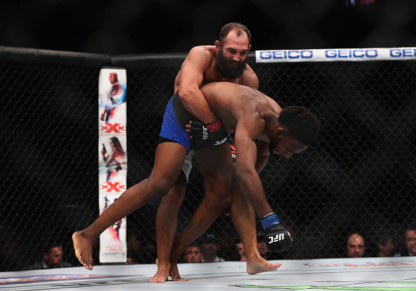 UFC 207: Hendricks v Magny