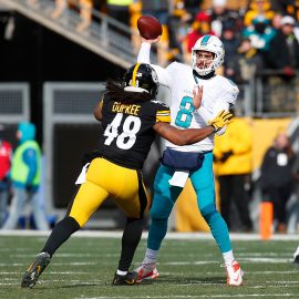 Wild Card Round - Miami Dolphins v Pittsburgh Steelers