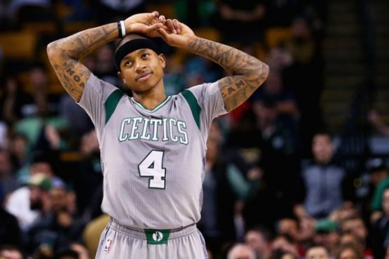 isaiah-thomas-react-to-a-play-during-a-game-versus-the-houston-rockets-640x426