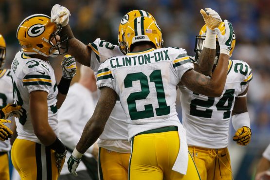 Green Bay Packers v Detroit Lions