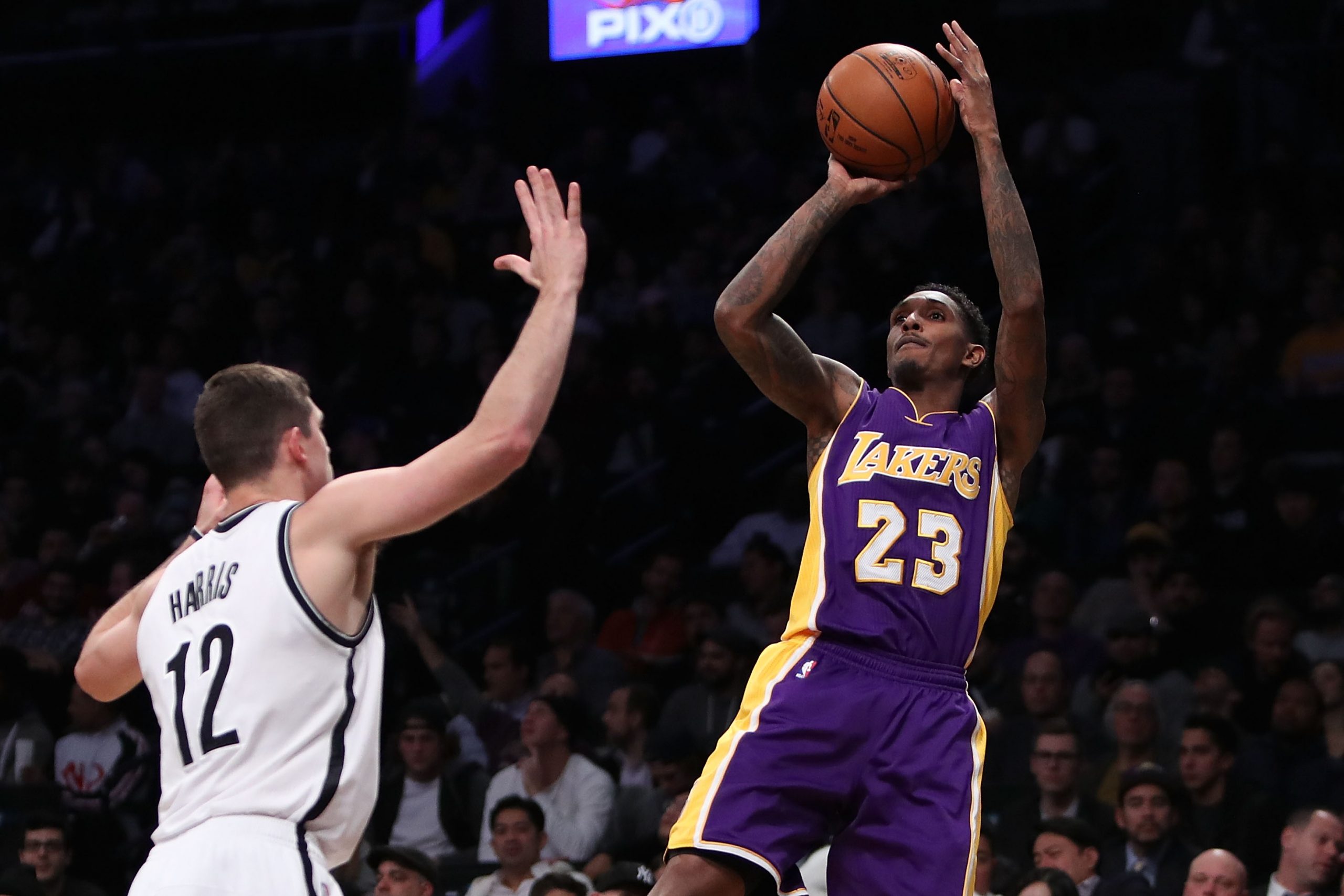 Los Angeles Lakers v Brooklyn Nets