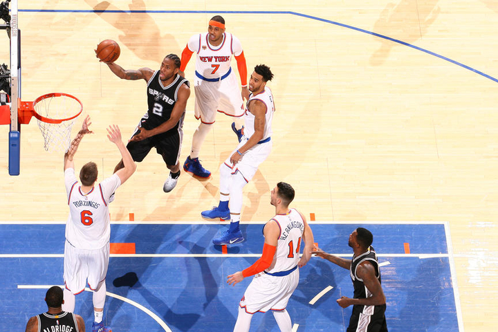 San Antonio Spurs v New York Knicks