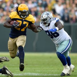 Dallas Cowboys v Green Bay Packers