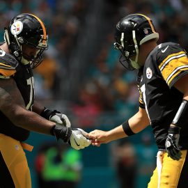 Pittsburgh Steelers v Miami Dolphins