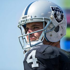 Oakland Raiders v Tennessee Titans