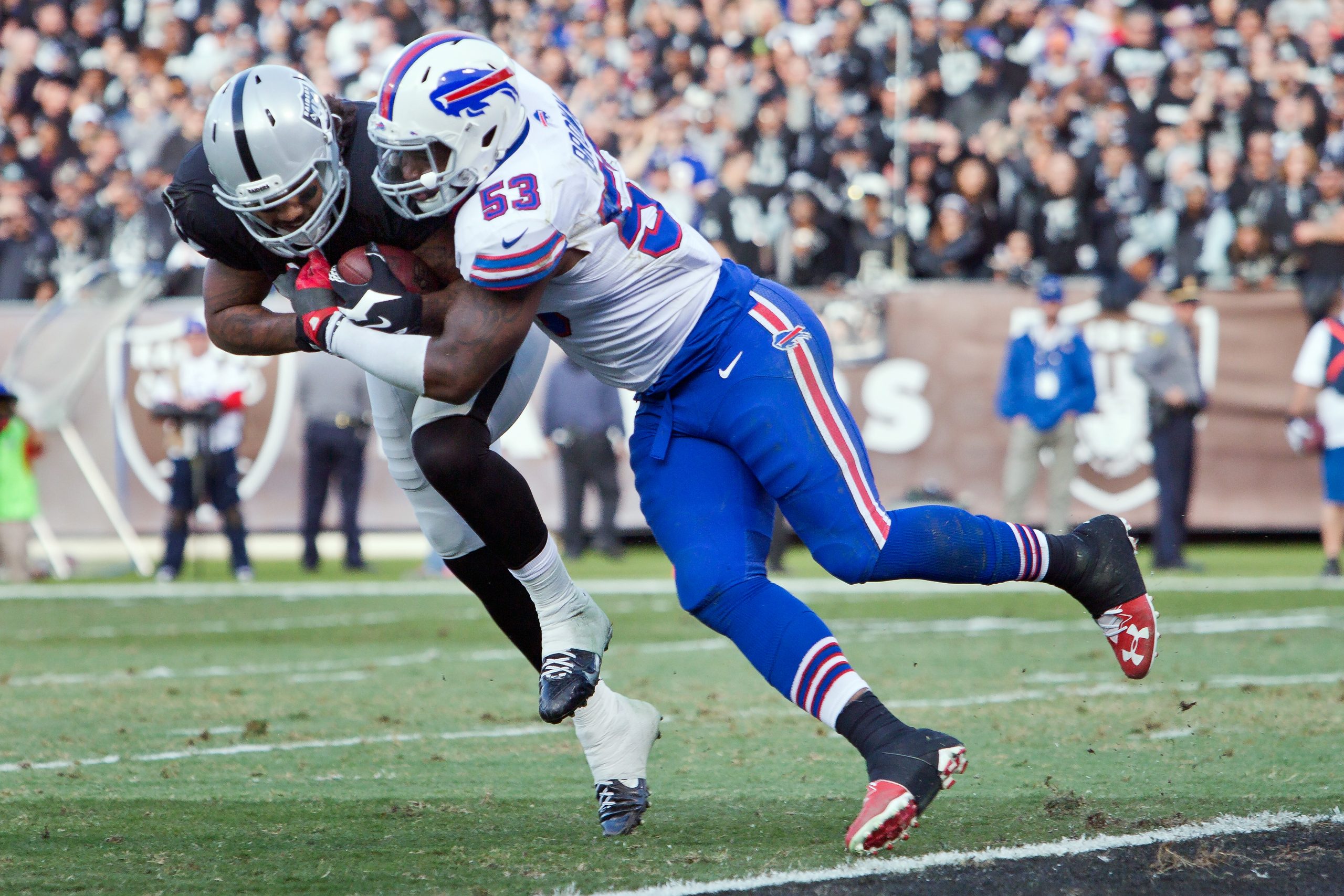 Buffalo Bills v Oakland Raiders